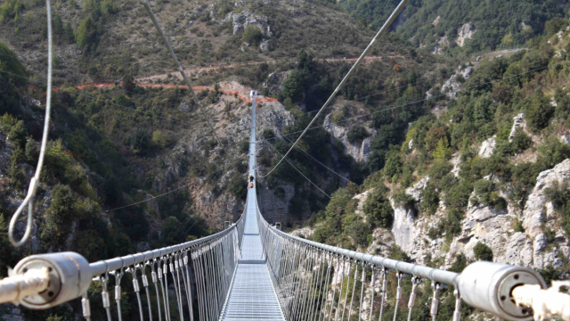Ponte tra i due Parchi: il ponte tibetano pi&ugrave; lungo del mondo &copy; Creative Commons