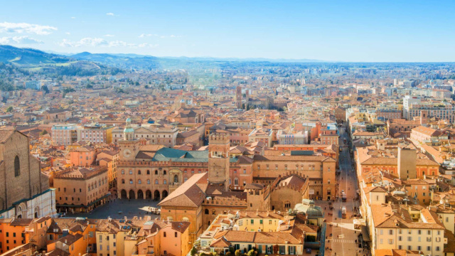 Cosa vedere a Bologna: 17 attrazioni imperdibili  Civitatis &copy; Creative Commons