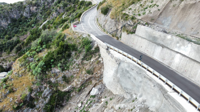 Ss18 Castrocucco di Maratea. Consegnati i lavori del bypass ... &copy; Creative Commons