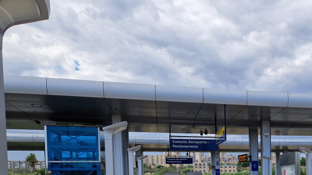 Stazione di Catania Aeroporto Fontanarossa - Wikipedia &copy; Creative Commons