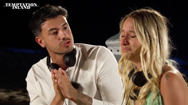 Cristian Mascolino e Soraya Sabetta, foto fal&ograve; Temptation Island