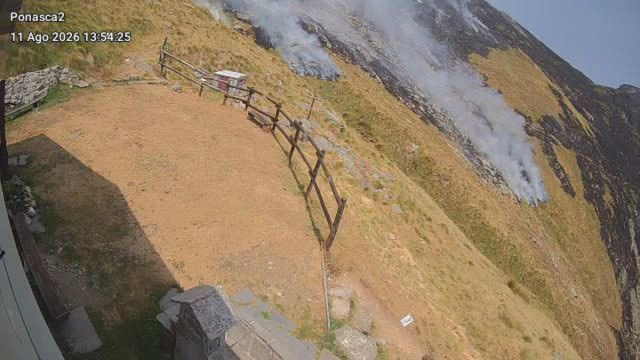 Stato di emergenza per l'incendio sul Monte Barone. Le fiamme ... &copy; Creative Commons