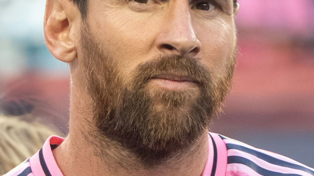 File:Lionel Messi NE Revolution Inter Miami 7.9.25-043 (cropped ... &copy; Creative Commons