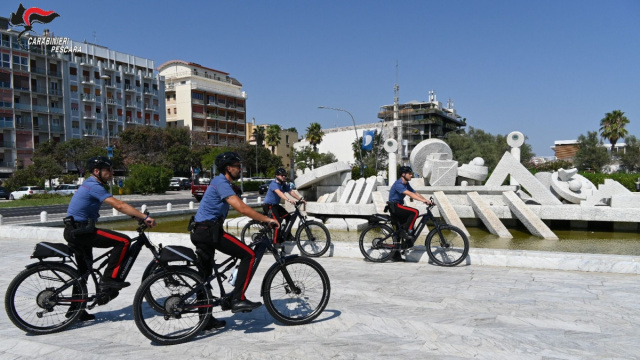 Pescara: Pattuglie dei Carabinieri in e-bike, Attualit&agrave; Pescara ... &copy; Creative Commons