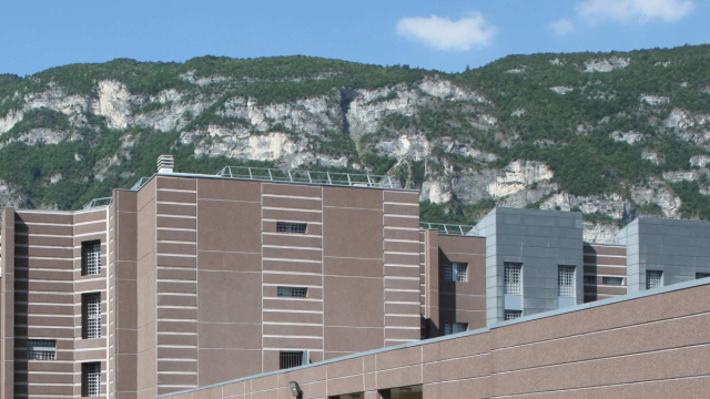Trento, &egrave; morta la 21enne che aveva tentato il suicidio in carcere ... &copy; Creative Commons