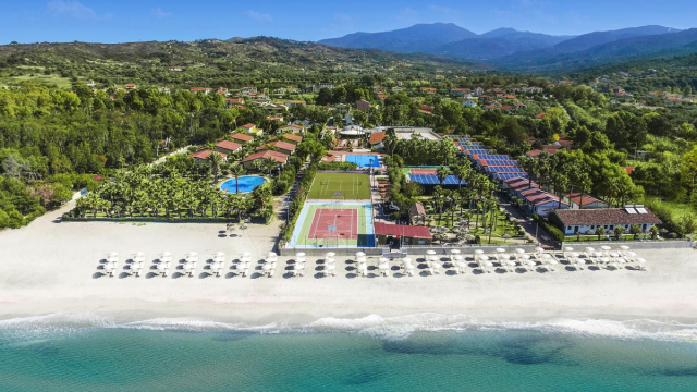 Hotel sul Mare del Cilento a Marina di Ascea  Olimpia Cilento Resort &copy; Creative Commons