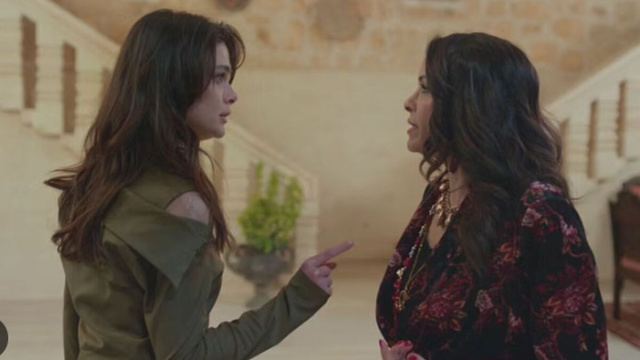 In foto i protagonisti di Far Away &copy; Mediaset