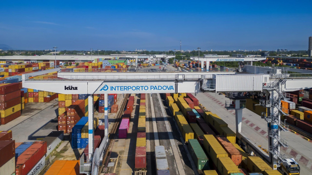Operativo un nuovo Fast Corridor doganale tra il porto di La ... &copy; Creative Commons