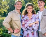 In foto il cast della soap opera &copy; Rete4