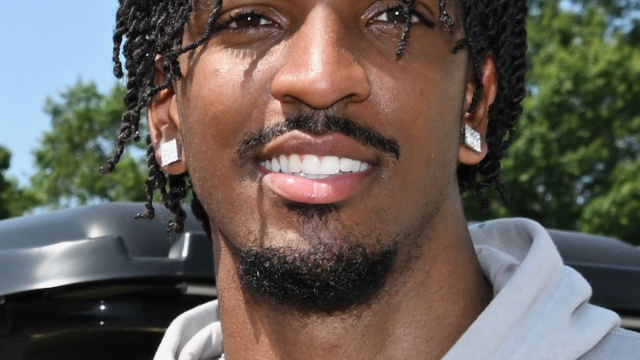 File:Jayden Daniels training camp 2024.jpg - Wikipedia &copy; Creative Commons