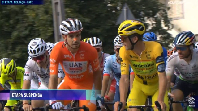 Tappa annullata al Giro del Portogallo dopo l'incidente a Tarling - &copy; Screenshot Eurosport