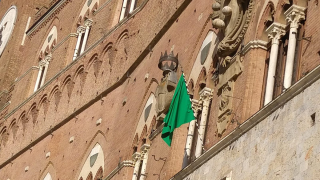Palio 16 agosto 2022: bandiera verde, non si corre la prova di ... &copy; Creative Commons