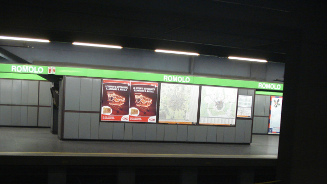 Romolo (metropolitana di Milano) - Wikipedia &copy; Creative Commons