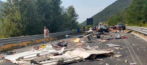 Scontro mortale sulla Terni-Rieti: tre vittime e un ferito in prognosi riservata