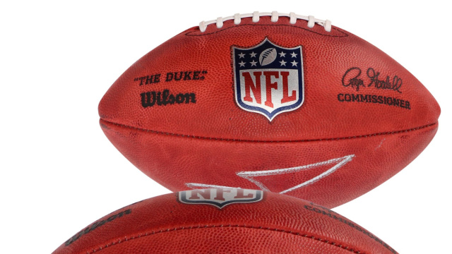 Aaron Donald Los Angeles Rams Pallone da football professionista ... &copy; Creative Commons