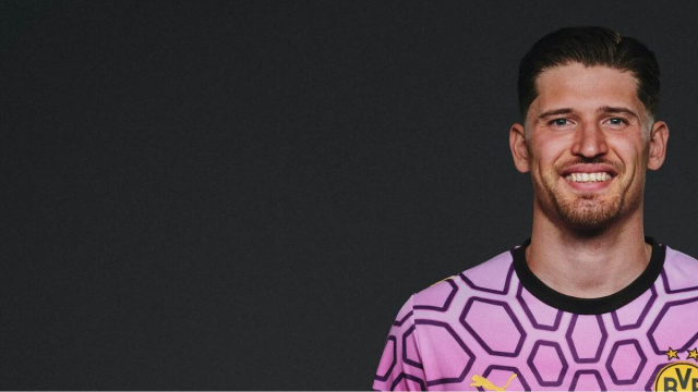 Gregor Kobel , portiere del Borussia Dortmund. Foto &copy; Borussia Dortmund