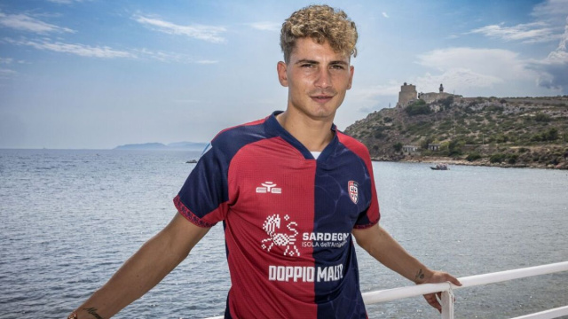 Sebastiano Esposito, attaccante del Cagliari. Foto &copy; Cagliari