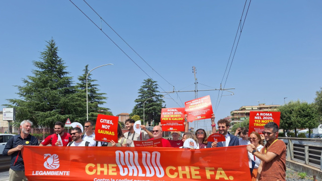 Che caldo che fa a Roma maglia nera alessandrino - Legambiente &copy; Creative Commons