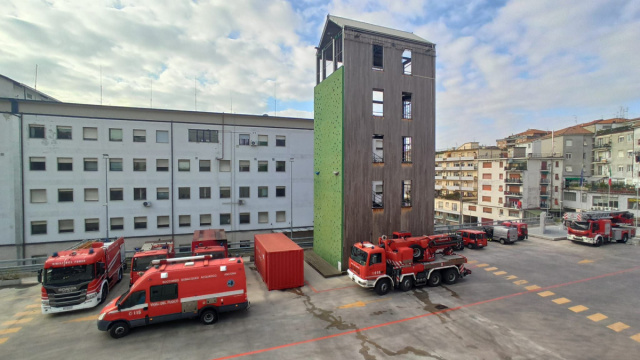 Tra acqua, fuoco e vento: vigili del fuoco di Ancona e provincia ... &copy; Creative Commons