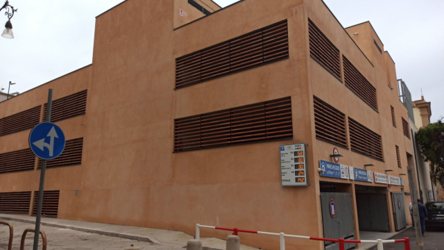 Aperto il nuovo parcheggio presso l'Ospedale dei Bambini ... &copy; Creative Commons