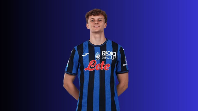 Giorgio Scalvini con la maglia dell'Atalanta.