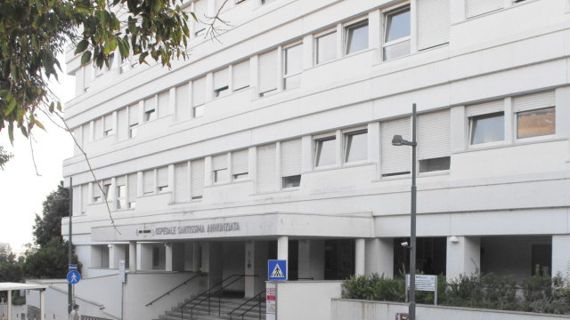 Sassari, trasferiti 11 pazienti Covid in un albergo di Santa Maria ... &copy; Creative Commons