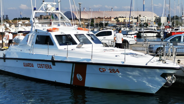 File:Guardia Costiera CP-264 Taranto 1.jpg - Wikipedia &copy; Creative Commons