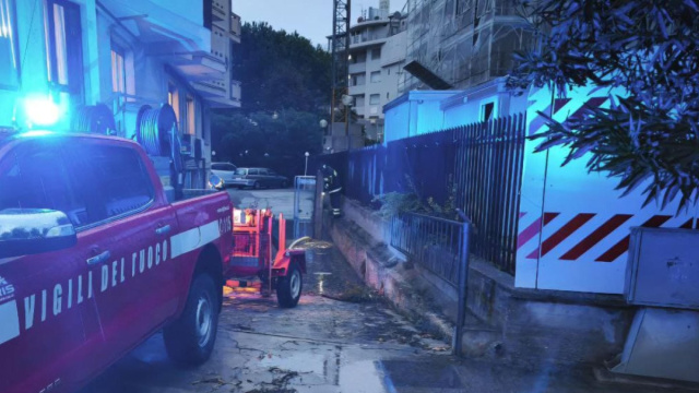 Bomba d'acqua a Fermo, sottopassi allagati e smottamenti: decine ... &copy; Creative Commons