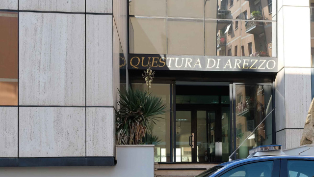 Festa della Polizia di Stato 2020 - Questura di Arezzo  Polizia ... &copy; Creative Commons