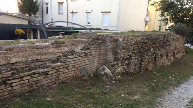L'Acquedotto Romano di Pesaro - Diario di una viaggiatrice seriale &copy; Creative Commons