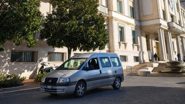 A Poggio Imperiale nasce il taxi sociale per accompagnare gli ... &copy; Creative Commons
