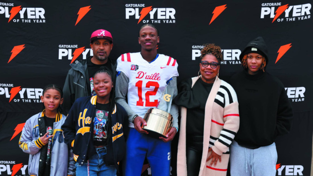 Duncanville QB Keelon Russell Wins Gatorade National Football ... &copy; Creative Commons