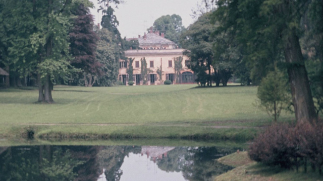 Sforzesca, furto nella villa del conte: arrestate due persone - L ... &copy; Creative Commons