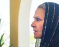 Far Away, puntate turche: Sadakat si allea con Mine per liberarsi di sua nuora