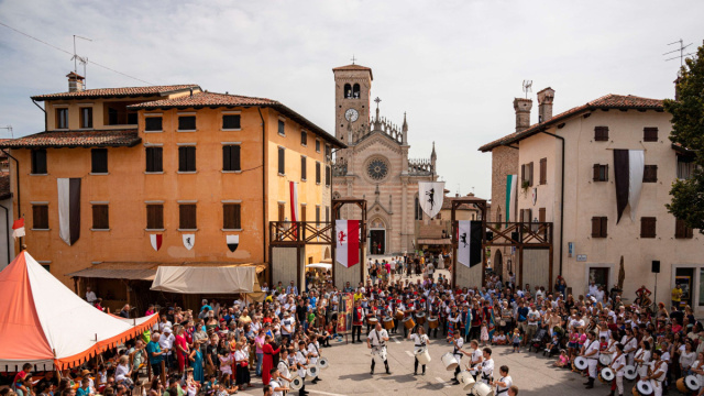 Medioevo a Valvasone nel 2025 &copy; Creative Commons