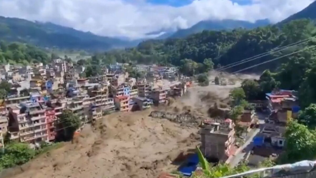 L'alluvione che ha colpito Nepal e Tibet (Screenshot tg3).png