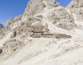 Smottamenti in Val di Fassa: evacuato rifugio, chiusi i sentieri