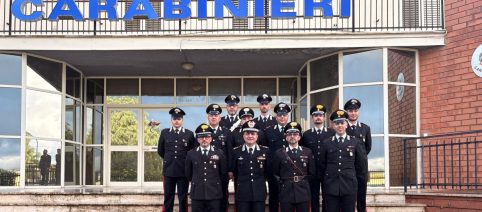 Riesi, uomo e donna feriti gravemente da colpi di pistola e arma da taglio