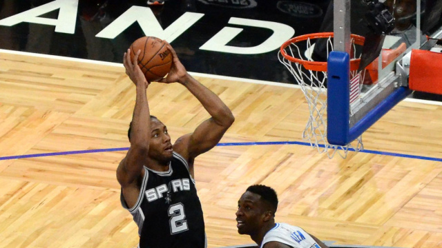 File:Kawhi Leonard Dunk cropped.jpg - Wikipedia &copy; Creative Commons