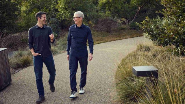 Rivoluzione Apple, Tim Cook lascia il ruolo di CEO  ZeroUno &copy; Creative Commons