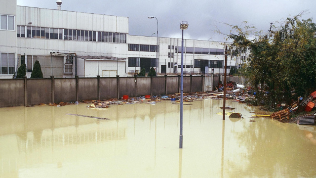 stabilimento ferrero alluvione &ndash; Gazzetta d'Alba &ndash; Dal 1882 il ... &copy; Creative Commons