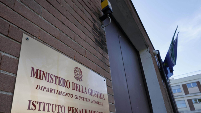Torture su 12 ragazzi nel carcere di Casal del Marmo, agenti ... &copy; Creative Commons