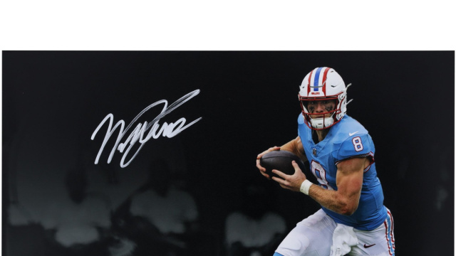 Will Levis Tennessee Titans ha autografato la fotografia Running ... &copy; Creative Commons