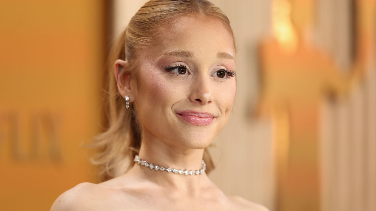 Ariana Grande In Pausa Per Le Critiche Sull aspetto Fisico L appello ariana-grande-in-pausa-per-le-critiche-sull-aspetto-fisico-l-appello