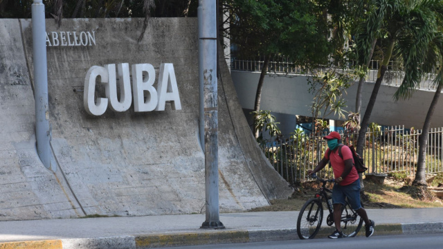 A Cuba ritorna lentamente l'energia elettrica dopo ben tre ... &copy; Creative Commons