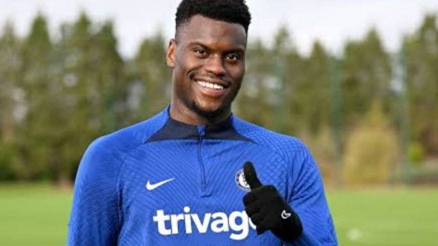 Benoit Badiashile, difensore del Chelsea. Foto &copy; Chelsea