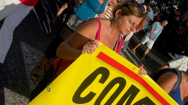 Bradisismo, corteo di protesta a Pozzuoli: &laquo;Lo Stato qui ha ... &copy; Creative Commons