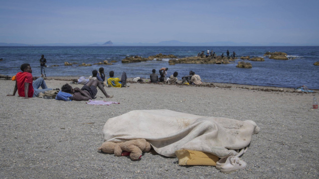 Ceuta, salgono a 77 i migranti morti nelle traversate a nuoto ... &copy; Creative Commons
