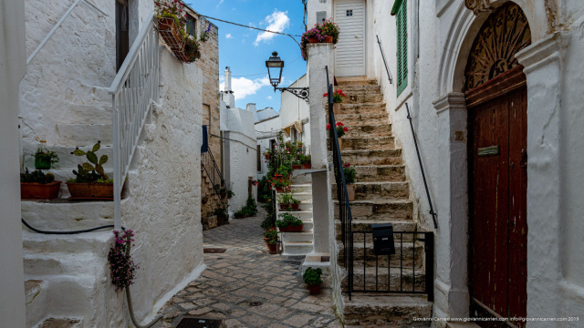 Le stradine del Centro Storico di Ceglie Messapica &copy; Creative Commons