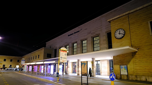 Basta spaccio in stazione. Ancona, con pi&ugrave; poliziotti sono ... &copy; Creative Commons